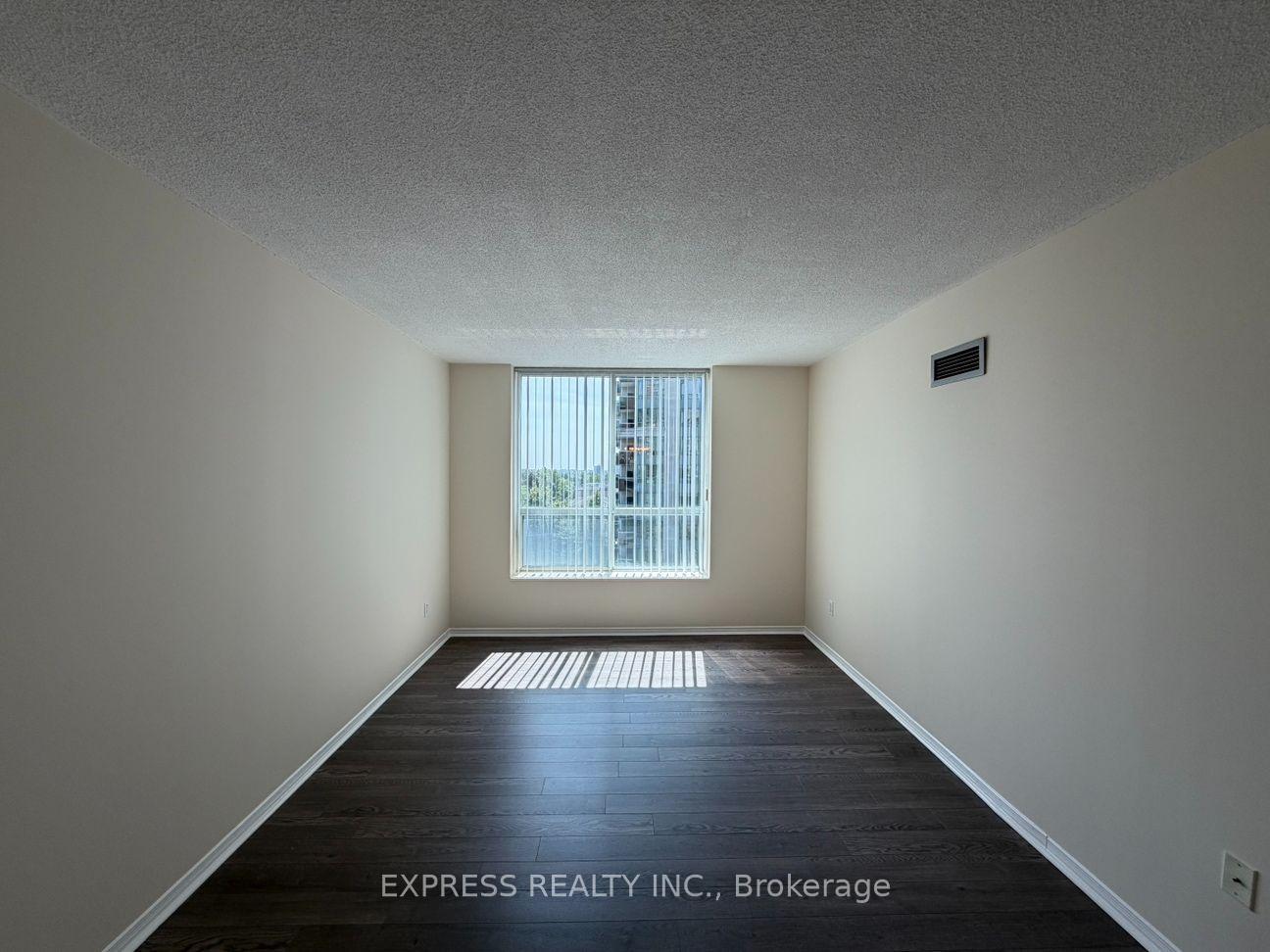 Photo 11 of Unit PH11, 39 Pemberton Avenue, North York, Newtonbrook East — HOMEH