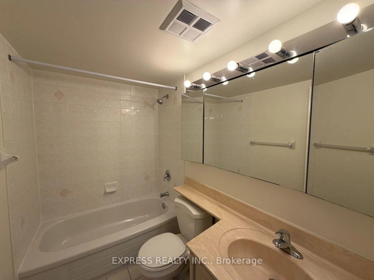 Photo 23 of Unit PH11, 39 Pemberton Avenue, North York, Newtonbrook East — HOMEH