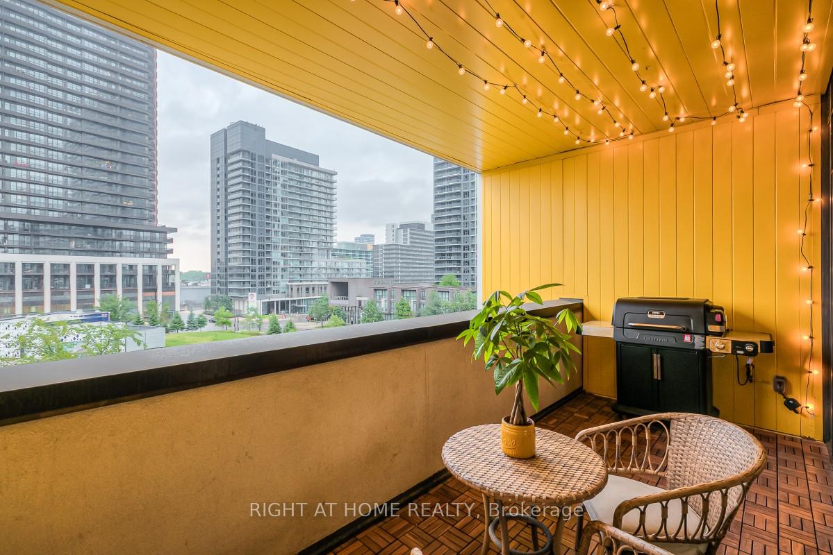 Photo 17 of Unit 511, 95 McMahon Drive, North York, Bayview Village — HOMEH