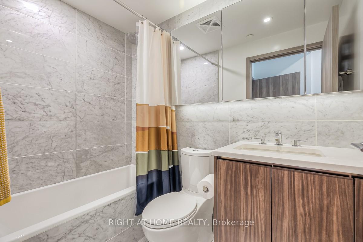 Photo 25 of Unit 511, 95 McMahon Drive, North York, Bayview Village — HOMEH