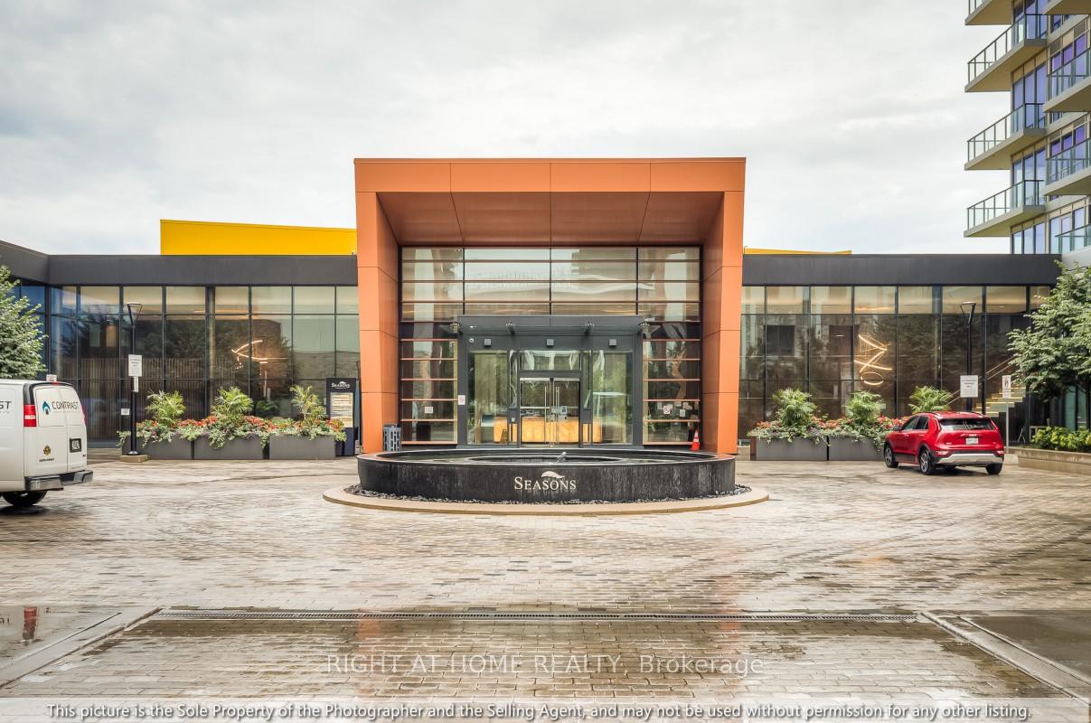 Photo 42 of Unit 511, 95 McMahon Drive, North York, Bayview Village — HOMEH