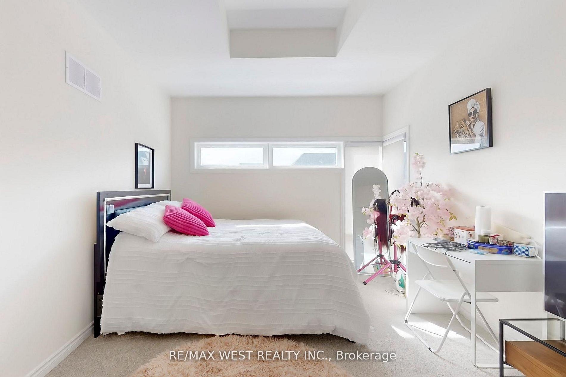 Photo 19 of 4 Haldimand Street, Vaughan, Kleinburg — HOMEH