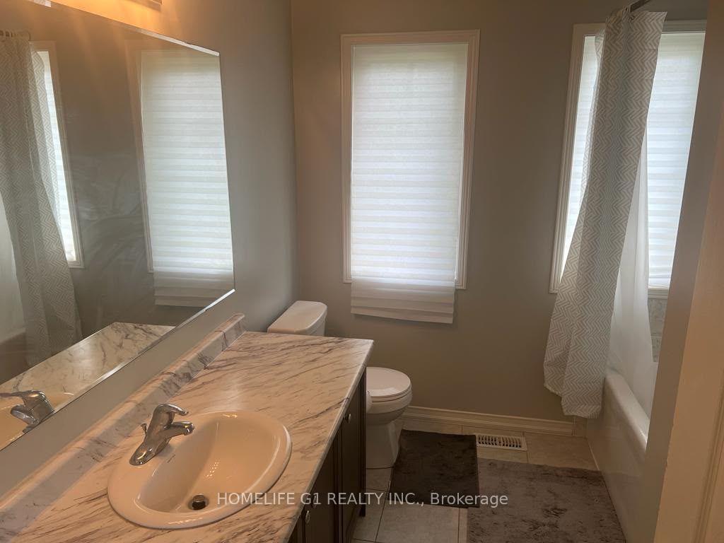 Photo 9 of 25 Hornett Way, Ajax, Central East — HOMEH