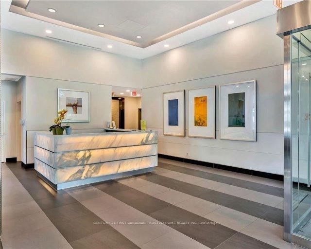 Photo 3 of Unit 903, 83 Redpath Avenue, Toronto, Mount Pleasant West — HOMEH