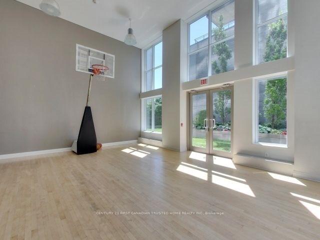 Photo 6 of Unit 903, 83 Redpath Avenue, Toronto, Mount Pleasant West — HOMEH
