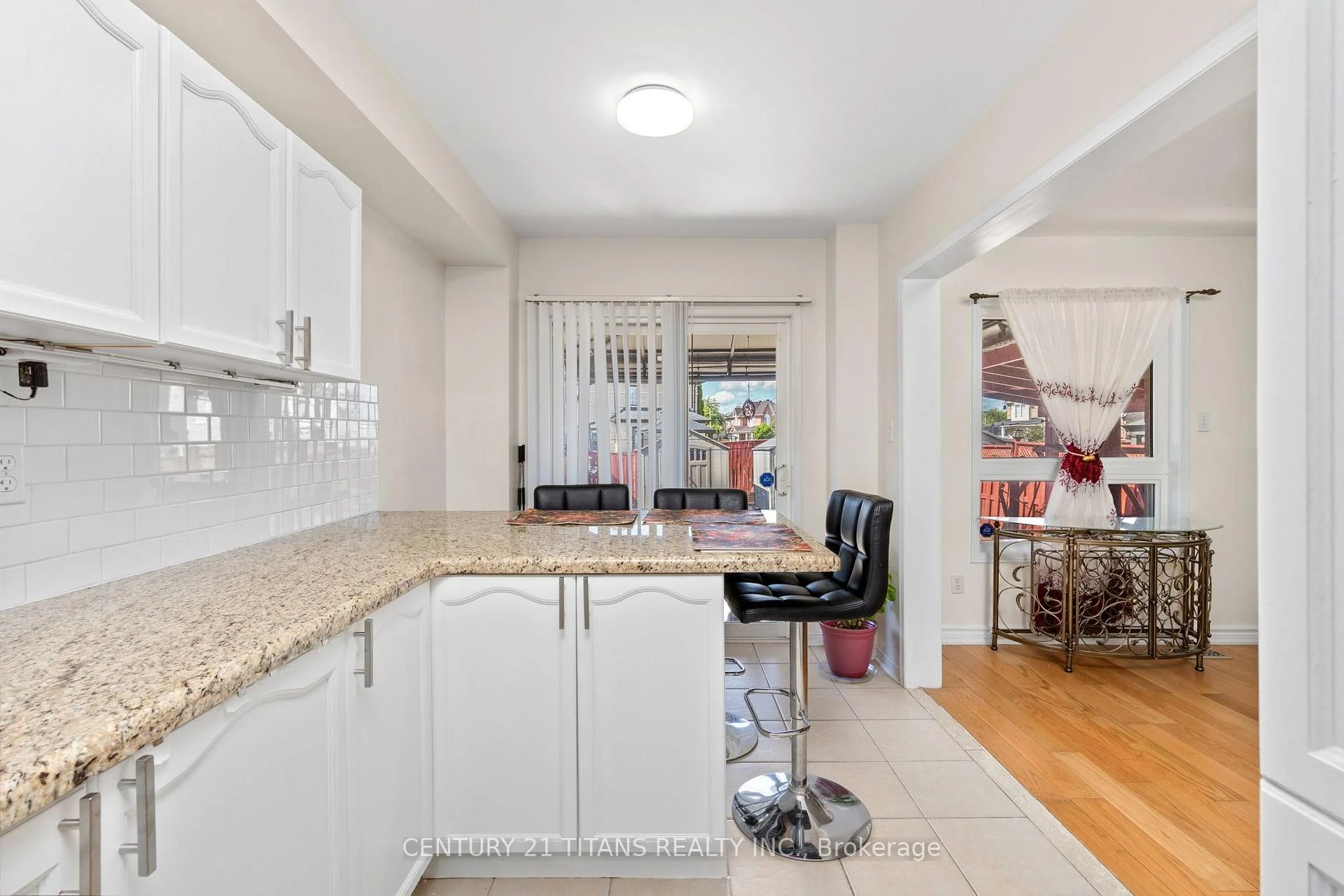 Photo 31 of 69 Rampart Crescent, Whitby, Williamsburg — HOMEH