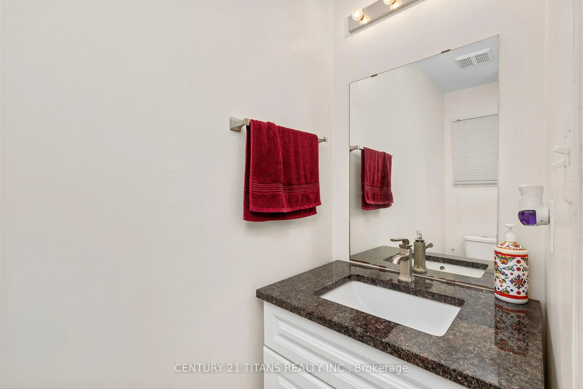 Photo 33 of 69 Rampart Crescent, Whitby, Williamsburg — HOMEH