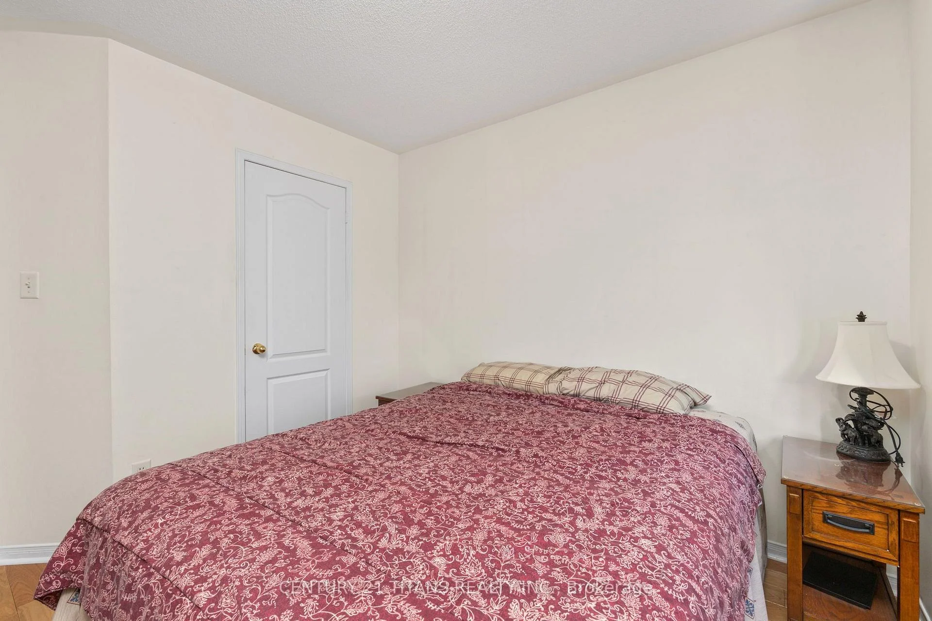 Photo 43 of 69 Rampart Crescent, Whitby, Williamsburg — HOMEH