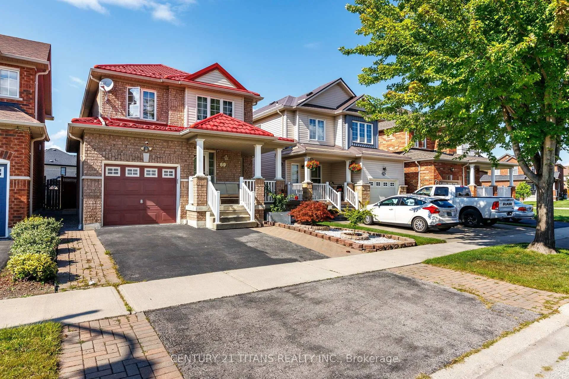 Photo 6 of 69 Rampart Crescent, Whitby, Williamsburg — HOMEH
