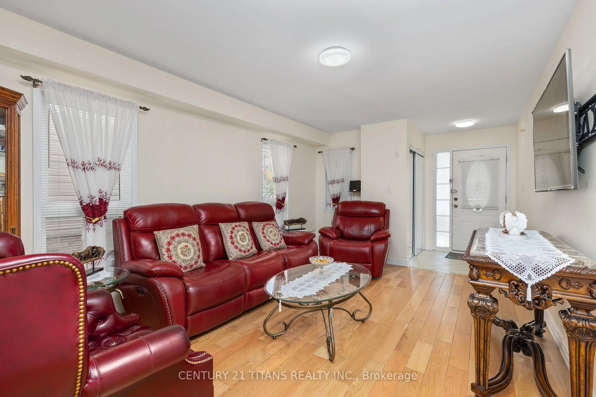Photo 10 of 69 Rampart Crescent, Whitby, Williamsburg — HOMEH
