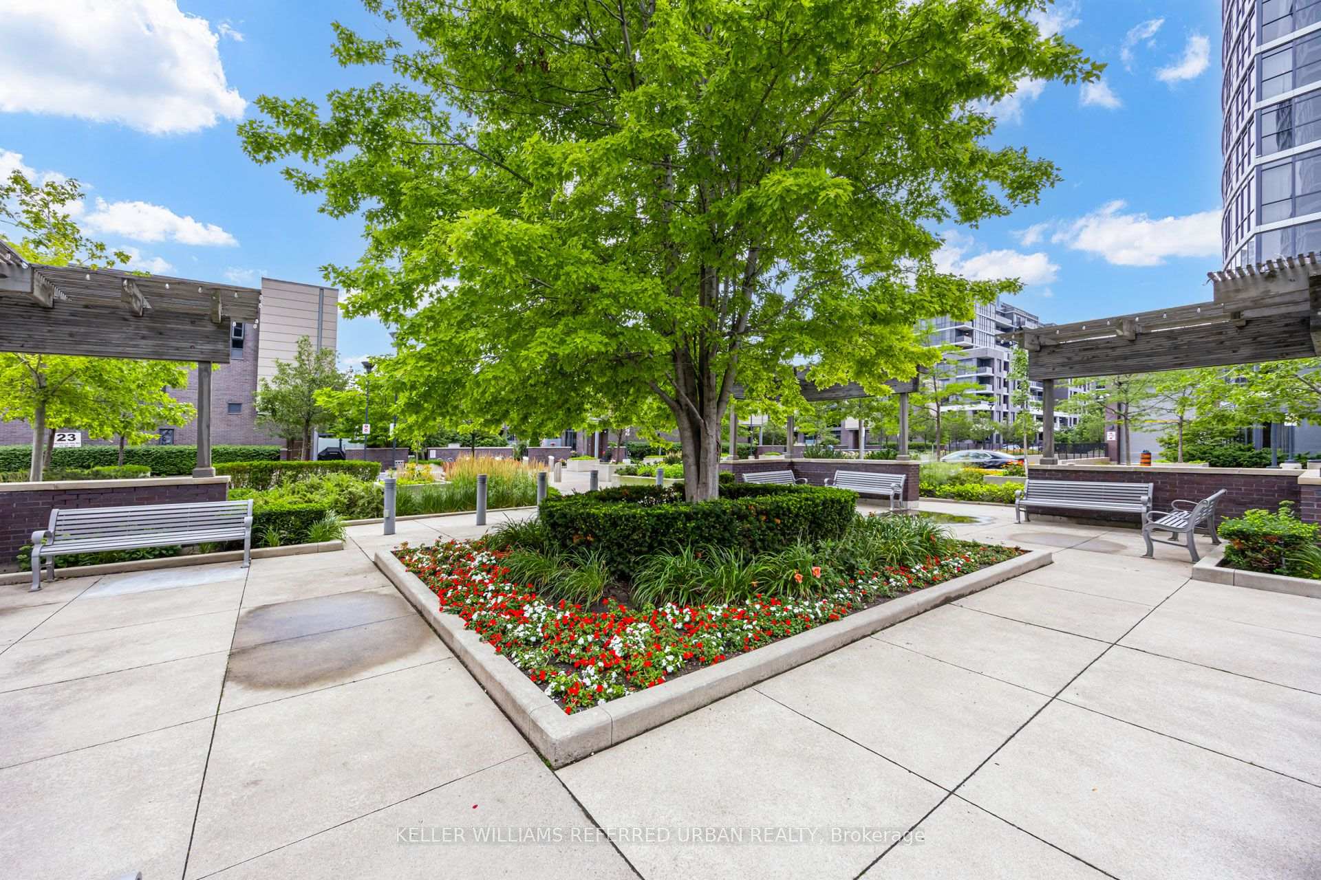 Photo 10 of Unit 2407, 9 Valhalla Inn Road, Etobicoke, Islington-City Centre West — HOMEH