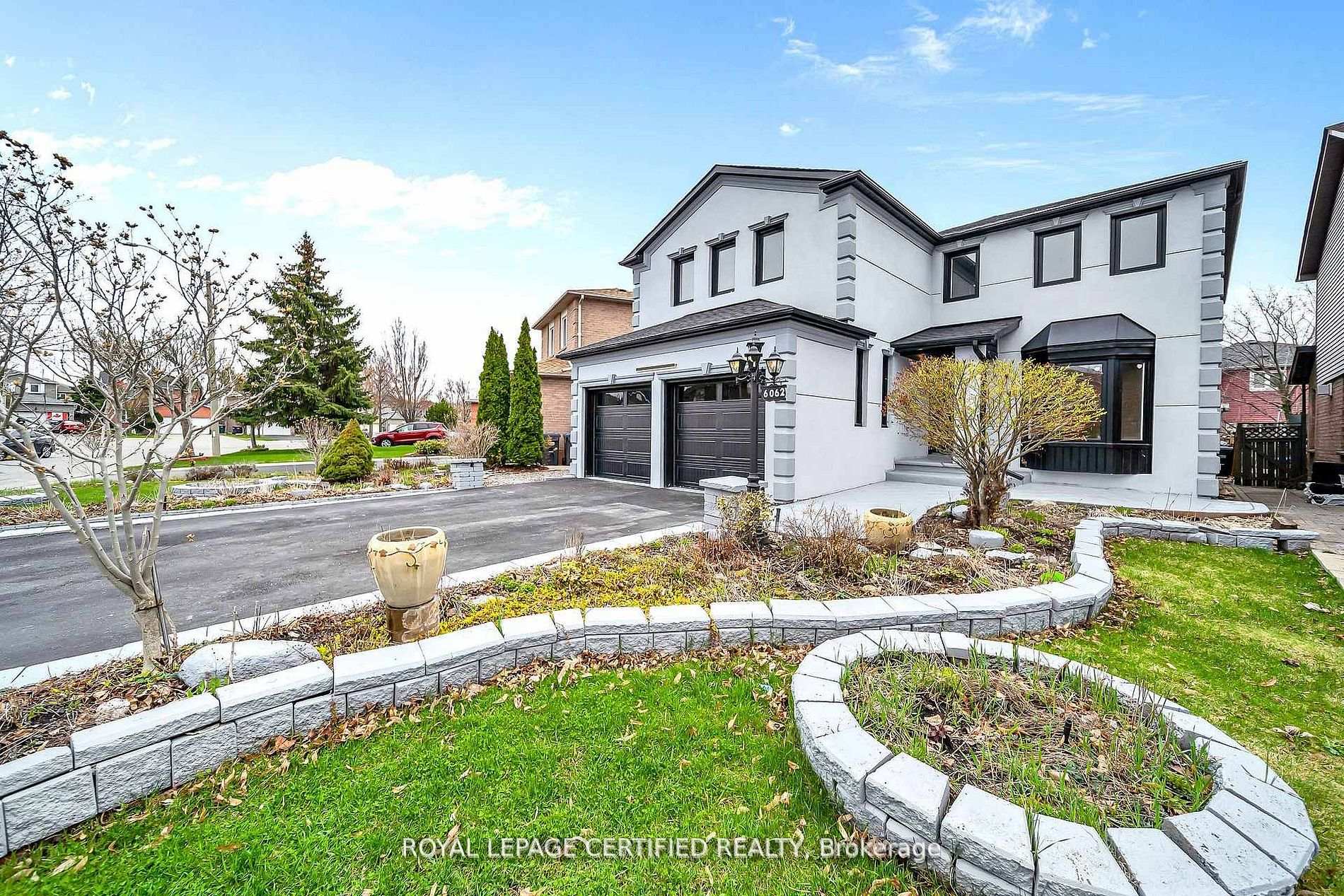 Photo 1 of 6062 Prairie Circle, Mississauga, Lisgar — HOMEH