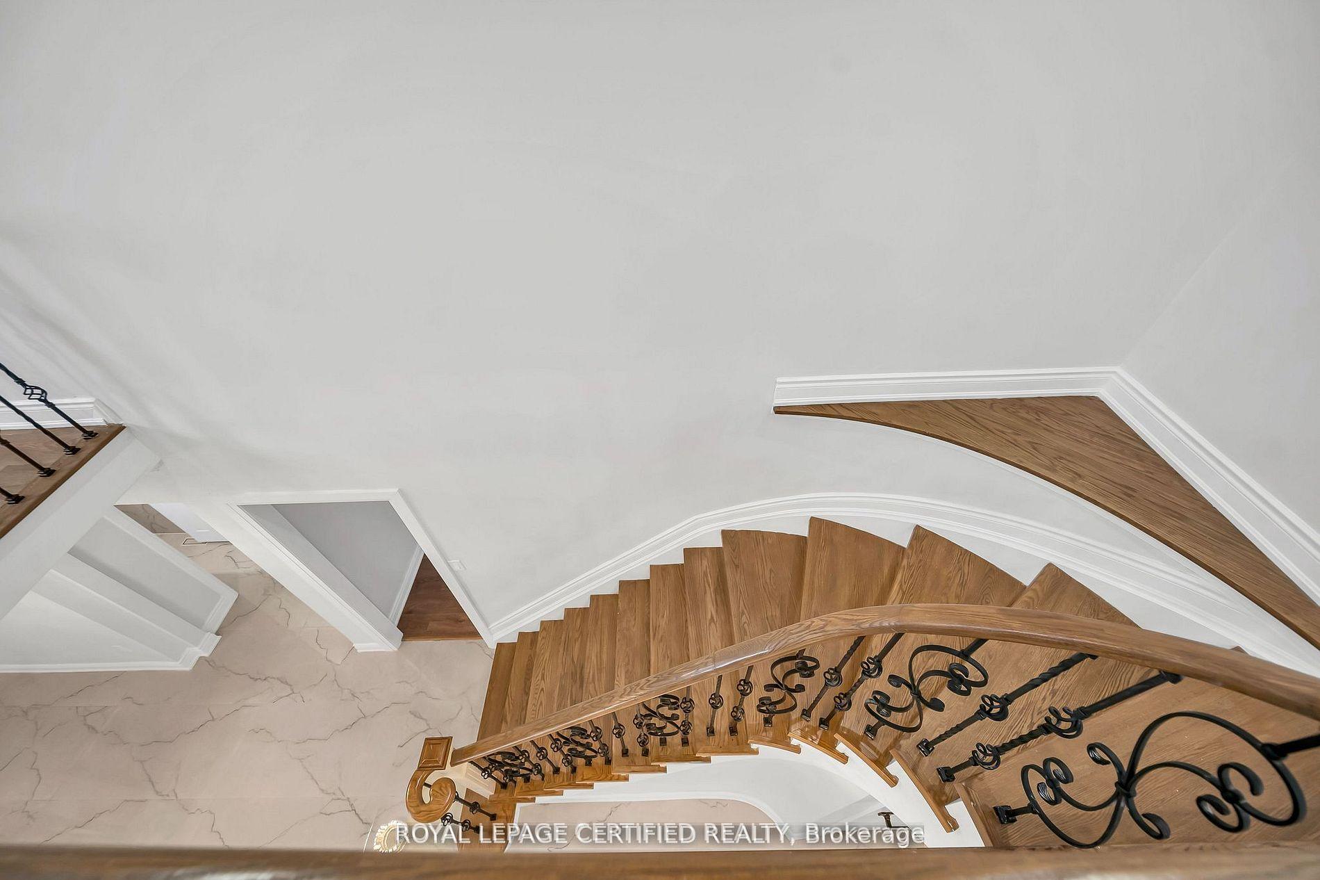 Photo 37 of 6062 Prairie Circle, Mississauga, Lisgar — HOMEH