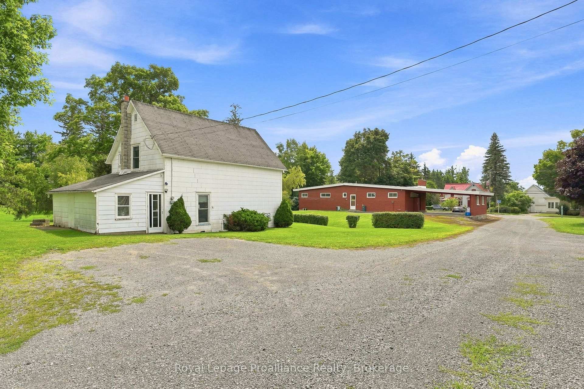 Photo 27 of 380-384 Main Street, Prince Edward County, Bloomfield — HOMEH