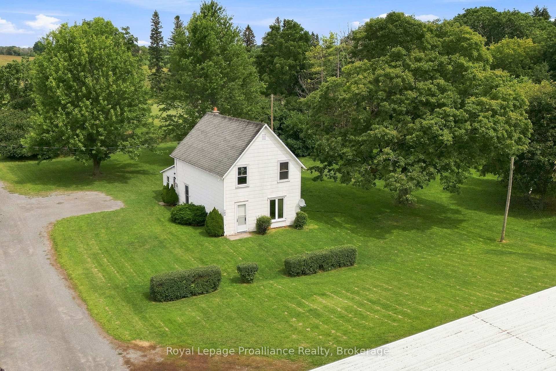 Photo 29 of 380-384 Main Street, Prince Edward County, Bloomfield — HOMEH