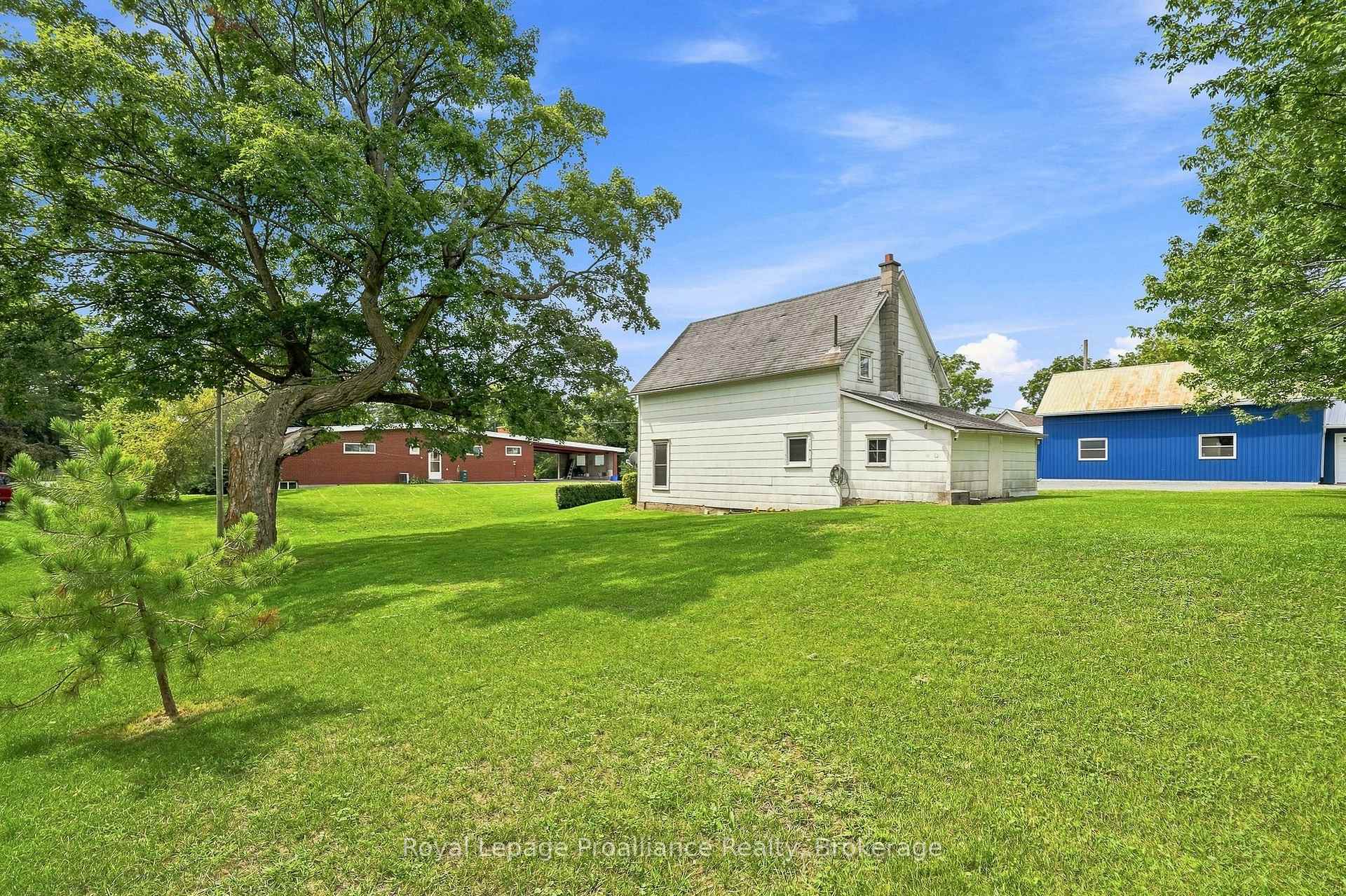 Photo 33 of 380-384 Main Street, Prince Edward County, Bloomfield — HOMEH