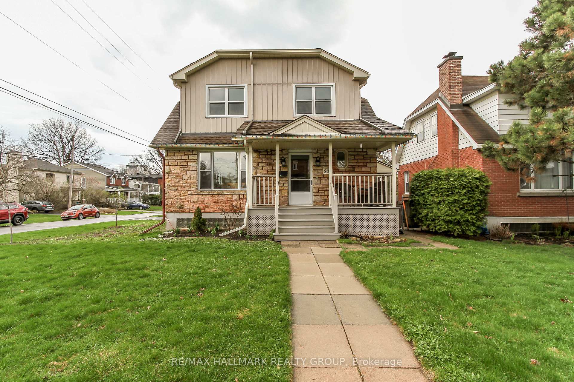Front of 220 Cowley Avenue