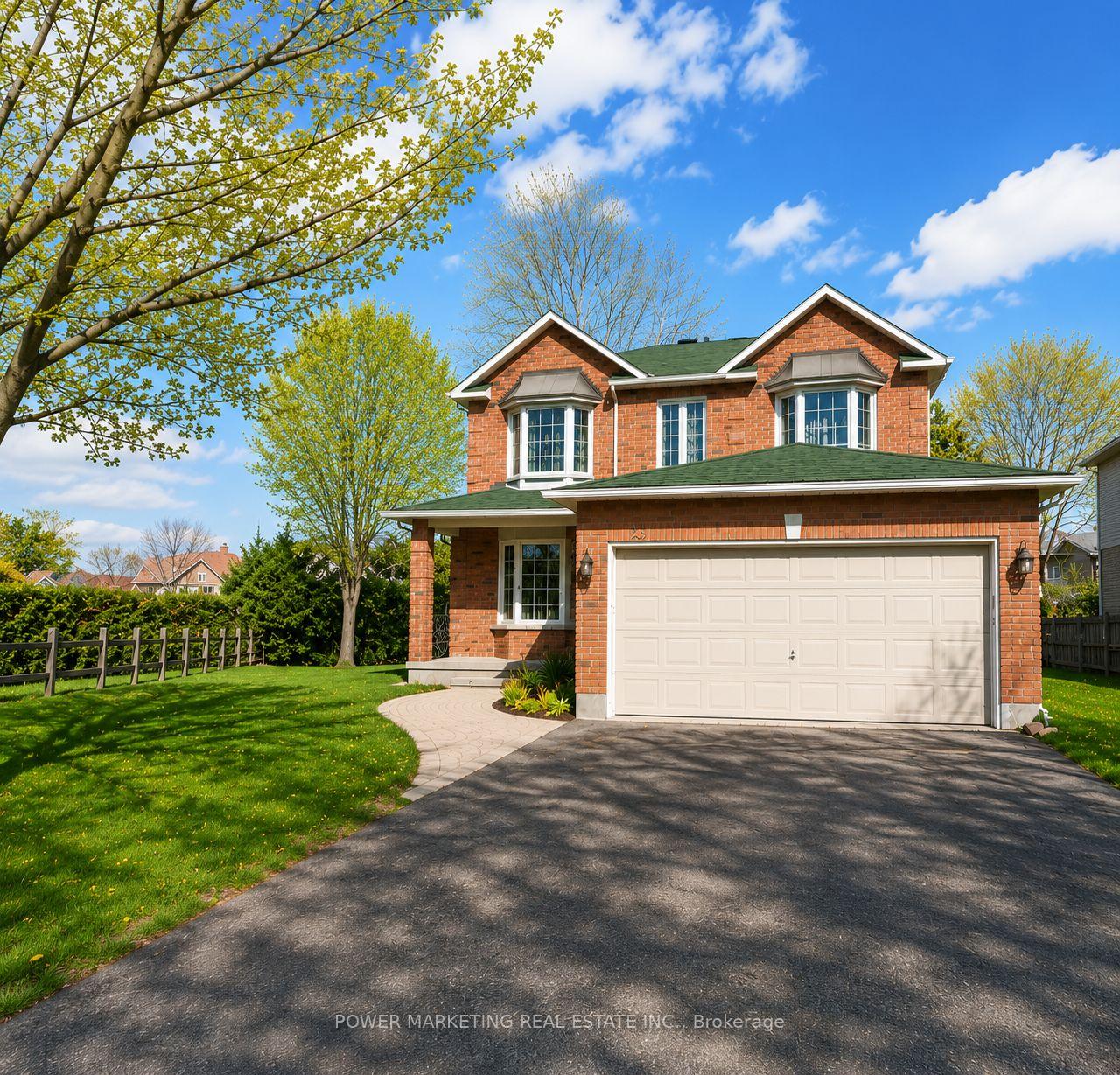 Photo 3 of 29 Taj Court, Ottawa, Hunt Club Park — HOMEH