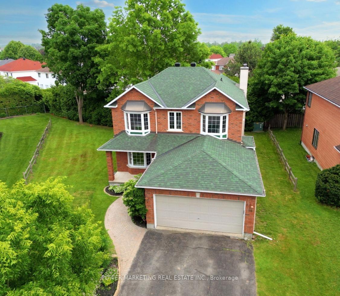 Photo 5 of 29 Taj Court, Ottawa, Hunt Club Park — HOMEH