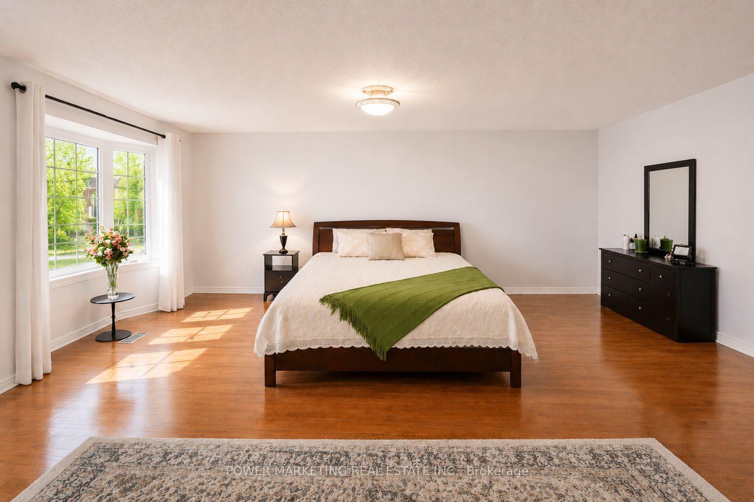Photo 15 of 29 Taj Court, Ottawa, Hunt Club Park — HOMEH