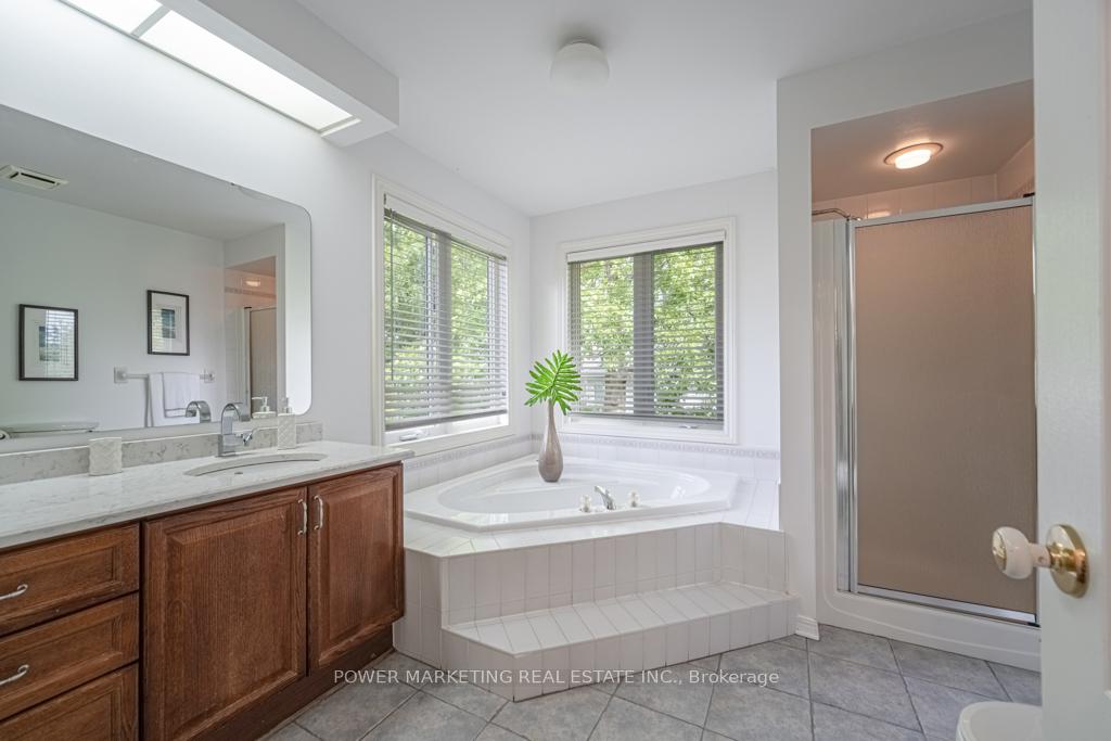 Photo 20 of 29 Taj Court, Ottawa, Hunt Club Park — HOMEH