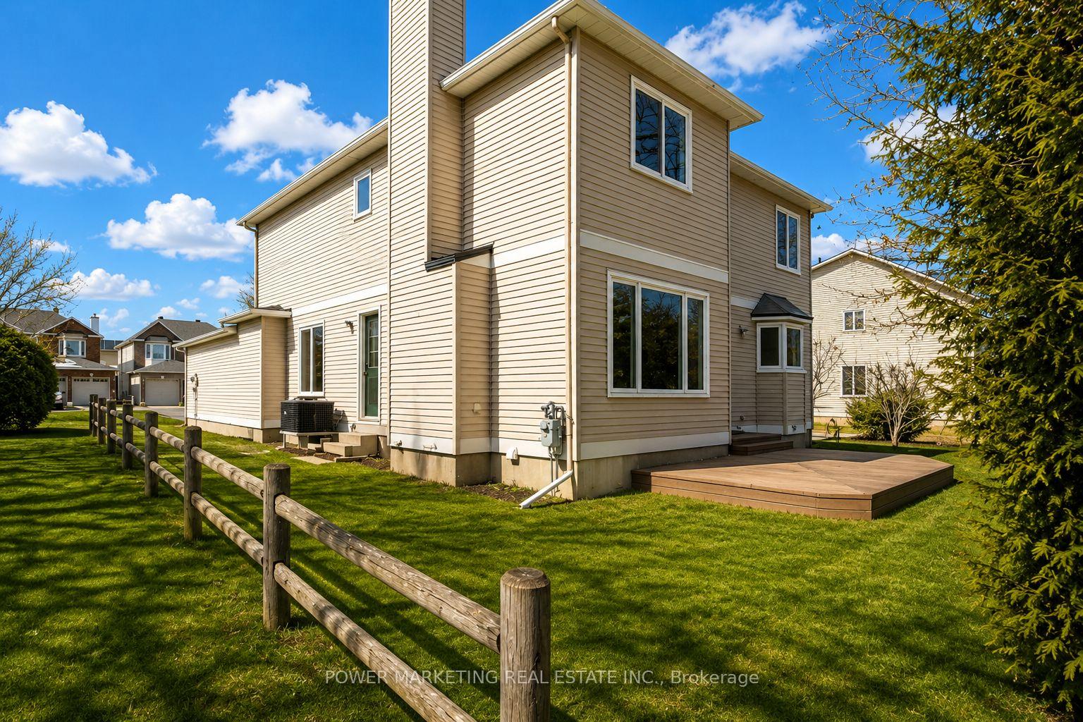 Photo 39 of 29 Taj Court, Ottawa, Hunt Club Park — HOMEH