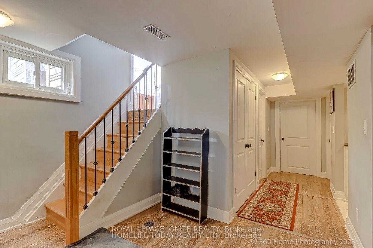Photo 16 of 6 Greyabbey Trail, Scarborough, Guildwood — HOMEH