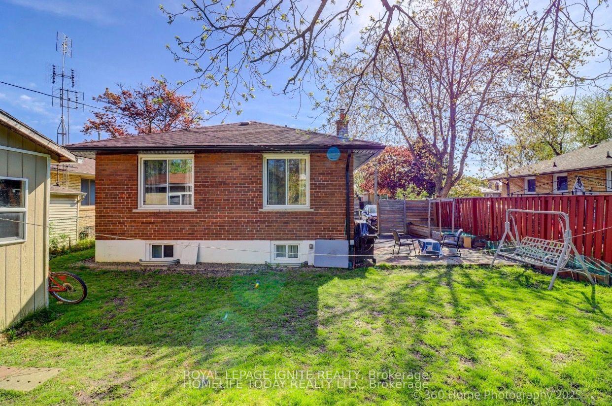 Photo 23 of 6 Greyabbey Trail, Scarborough, Guildwood — HOMEH
