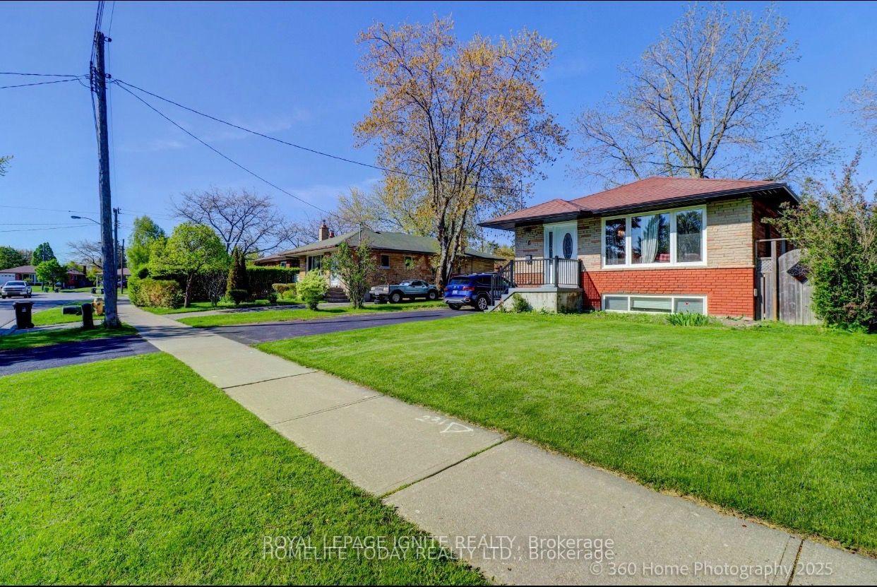 Photo 24 of 6 Greyabbey Trail, Scarborough, Guildwood — HOMEH