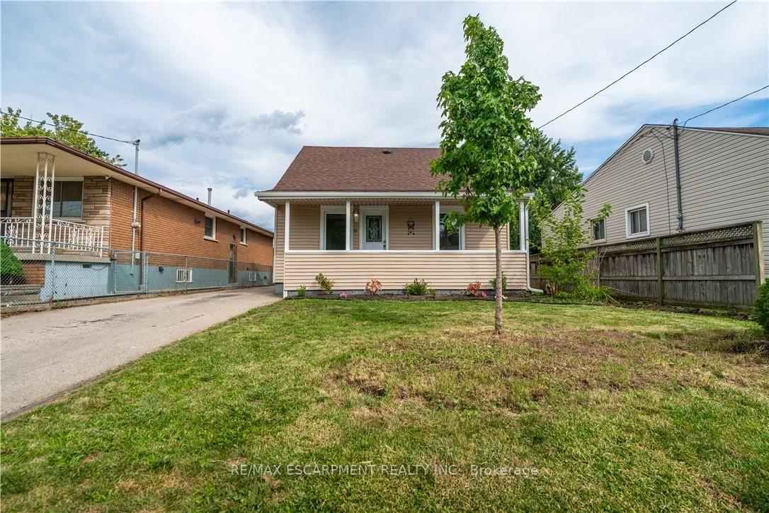 Photo 2 of 88 Ivon Avenue, Hamilton, Normanhurst — HOMEH