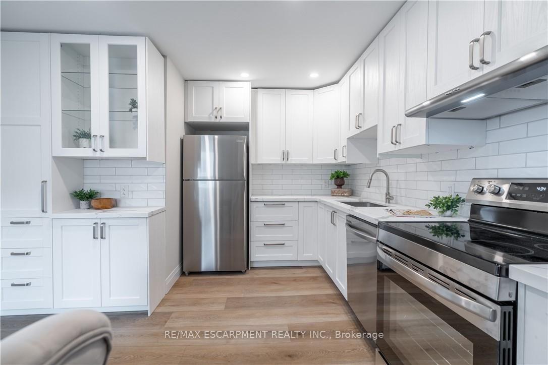 Photo 12 of 88 Ivon Avenue, Hamilton, Normanhurst — HOMEH
