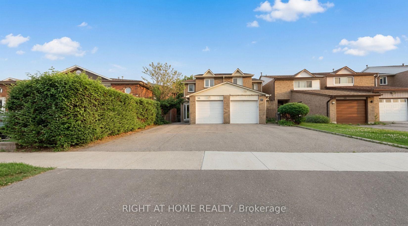 Photo 1 of 35 Chalfield Lane, Mississauga, Rathwood — HOMEH