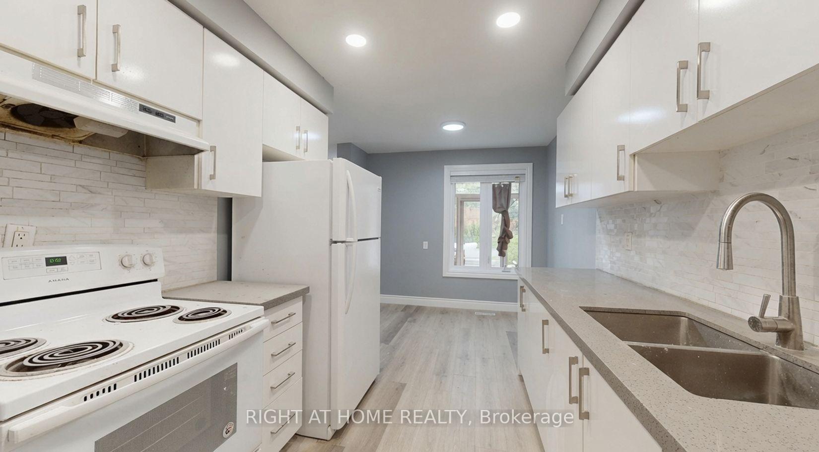 Photo 21 of 35 Chalfield Lane, Mississauga, Rathwood — HOMEH