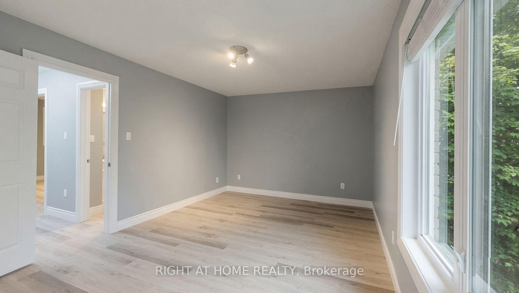 Photo 32 of 35 Chalfield Lane, Mississauga, Rathwood — HOMEH