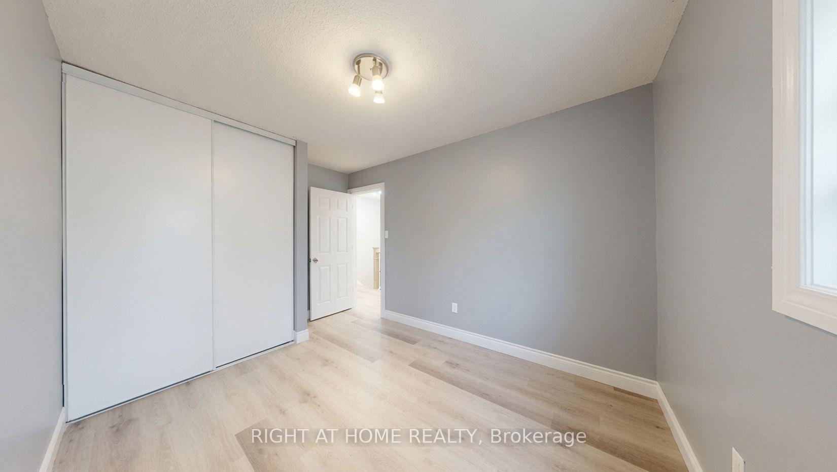 Photo 34 of 35 Chalfield Lane, Mississauga, Rathwood — HOMEH
