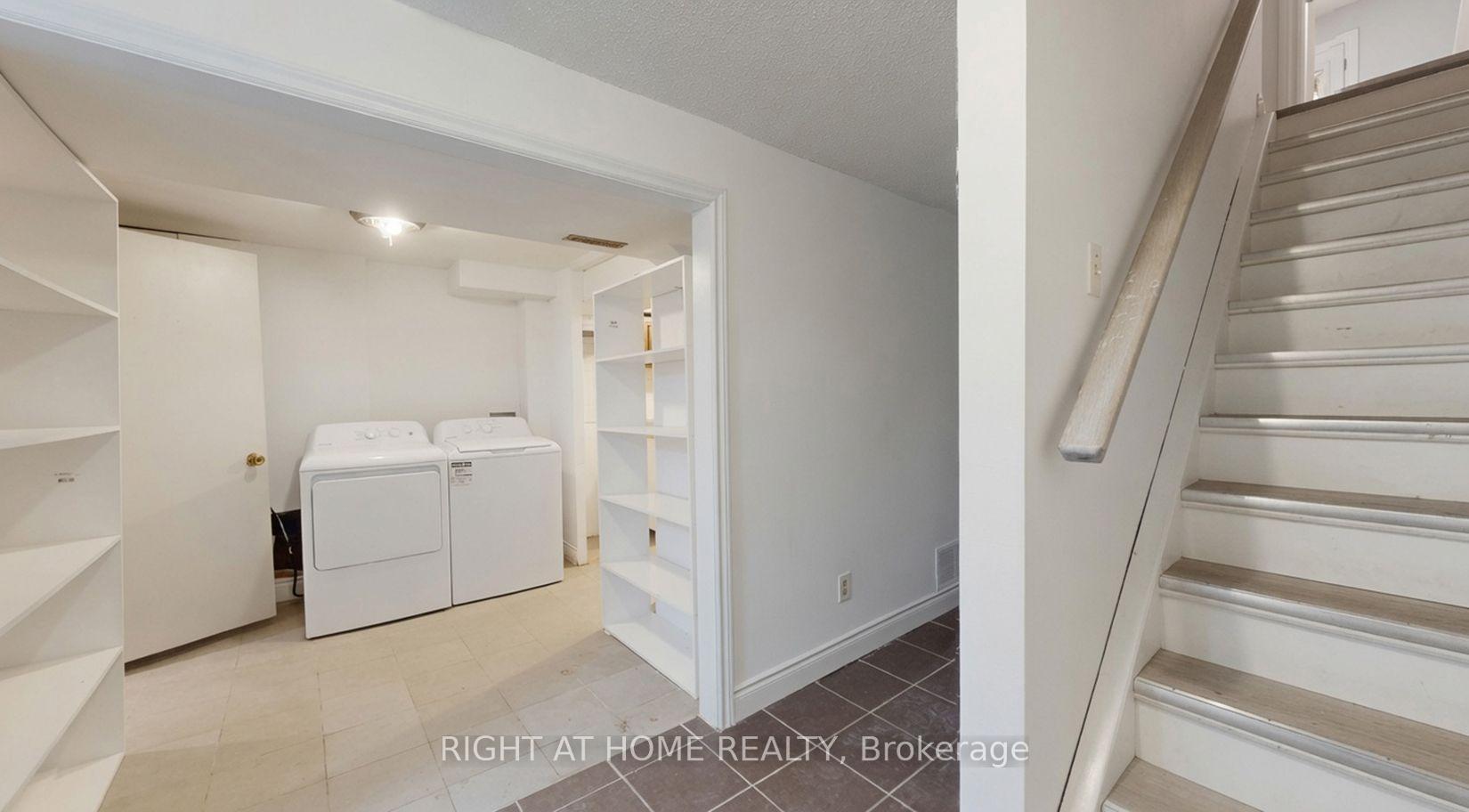 Photo 37 of 35 Chalfield Lane, Mississauga, Rathwood — HOMEH