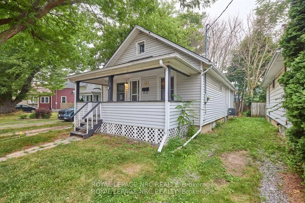 Photo 3 of 108 Carlton Street, St. Catharines, Haig — HOMEH