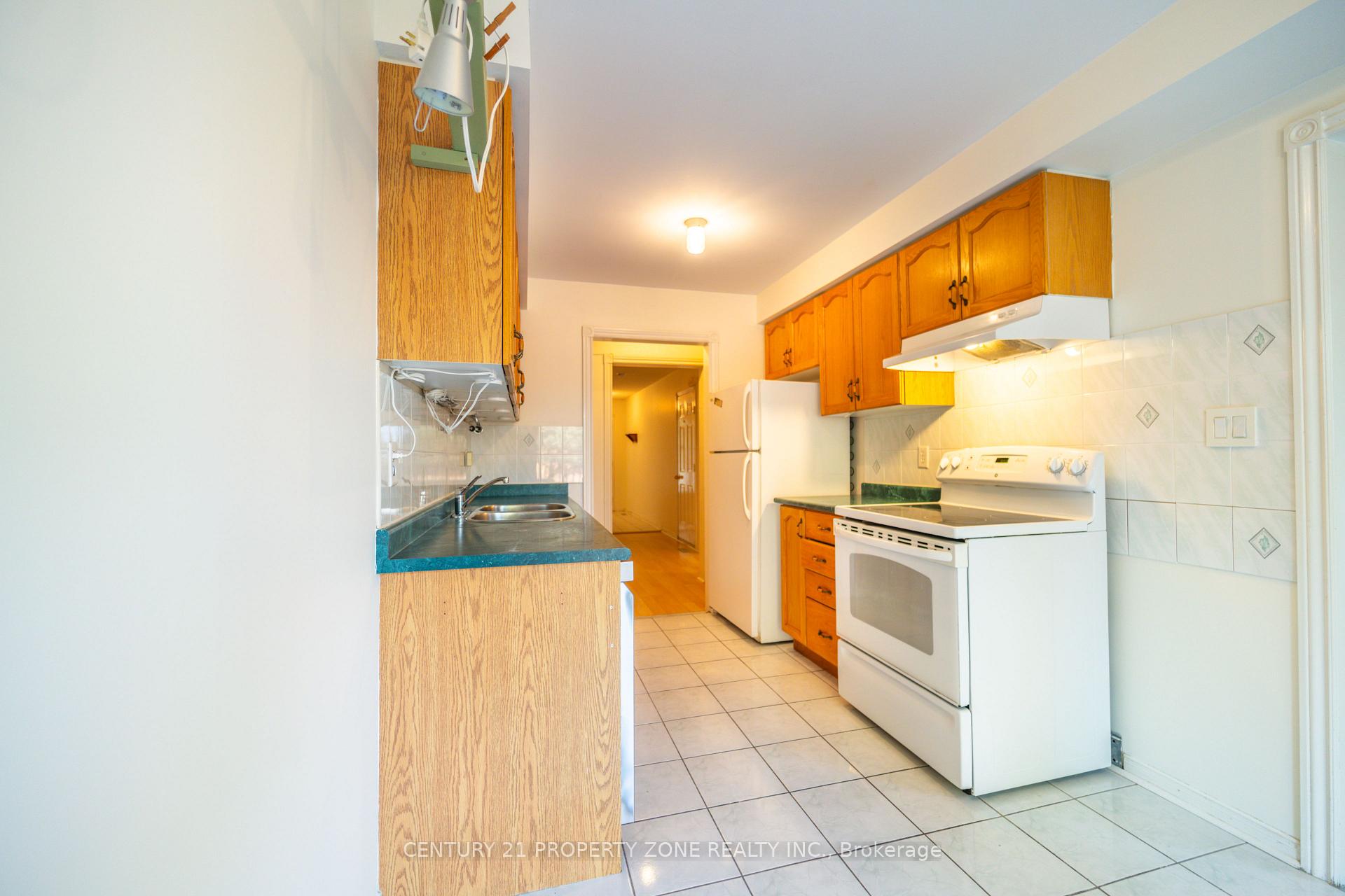 Photo 23 of Unit 49, 35 Malta Avenue, Brampton, Fletcher's Creek South — HOMEH