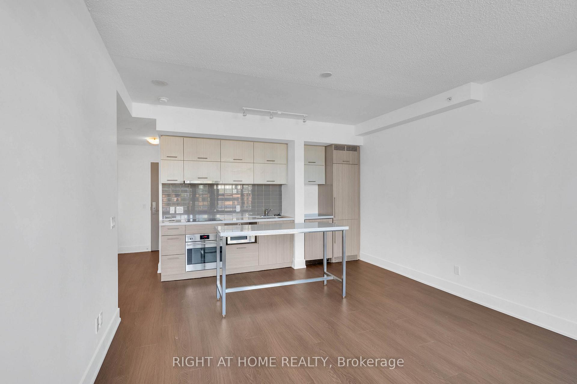 Photo 13 of Unit 701, 180 Enterprise Boulevard, Markham, Unionville — HOMEH