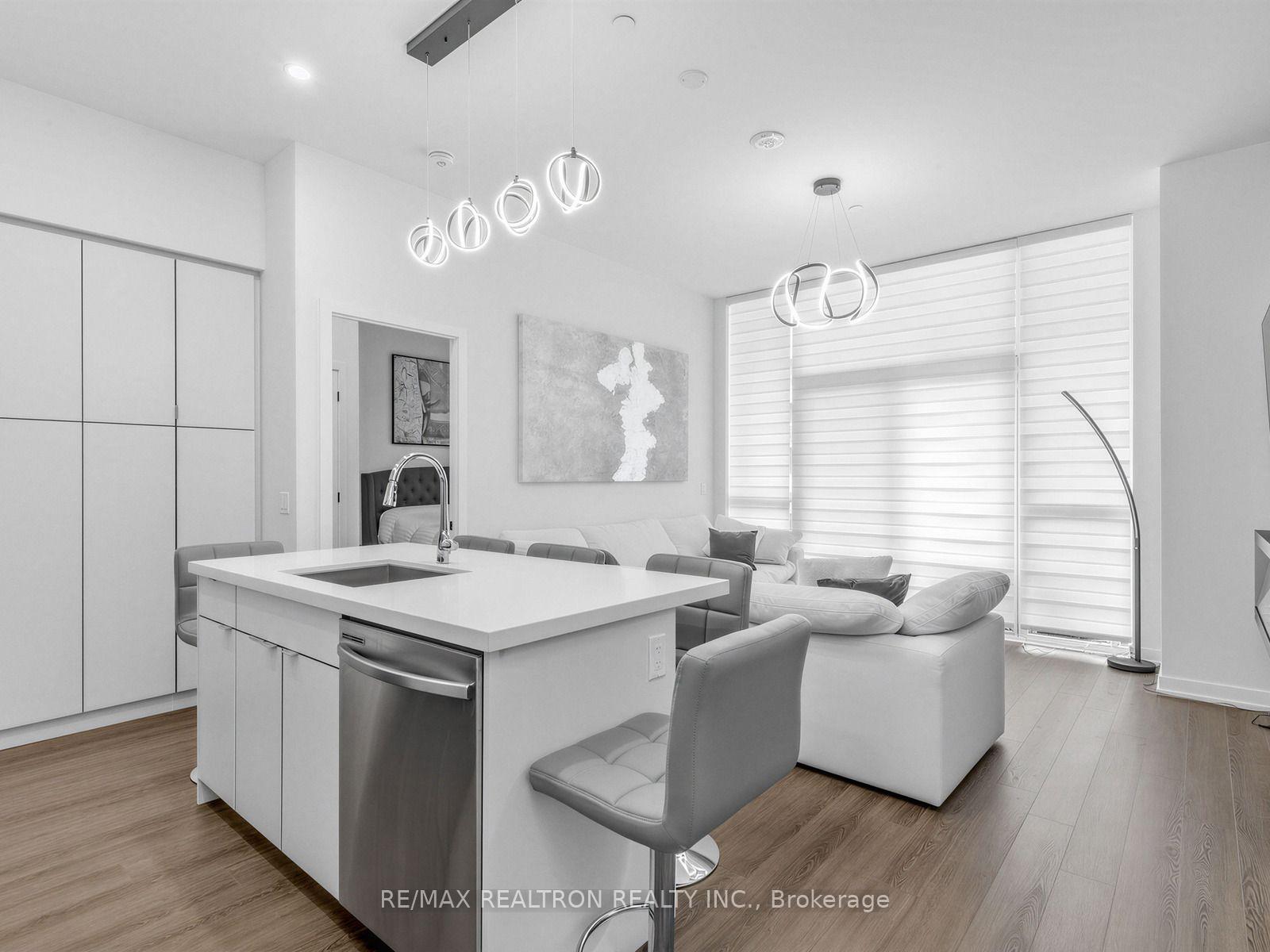 Photo of Unit 121, 415 Sea Ray Avenue