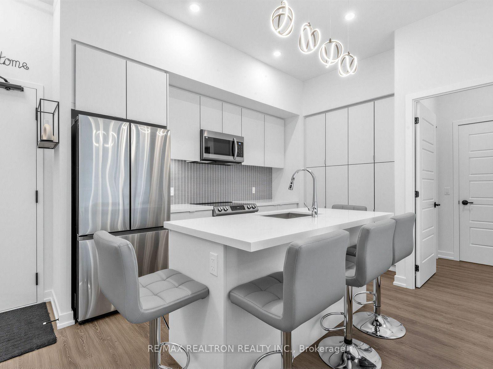 Photo 7 of Unit 121, 415 Sea Ray Avenue, Innisfil, Rural Innisfil — HOMEH