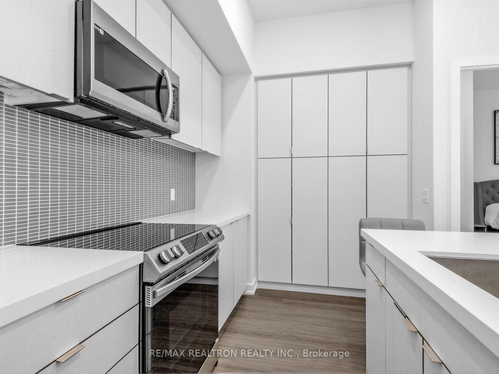 Photo 9 of Unit 121, 415 Sea Ray Avenue, Innisfil, Rural Innisfil — HOMEH