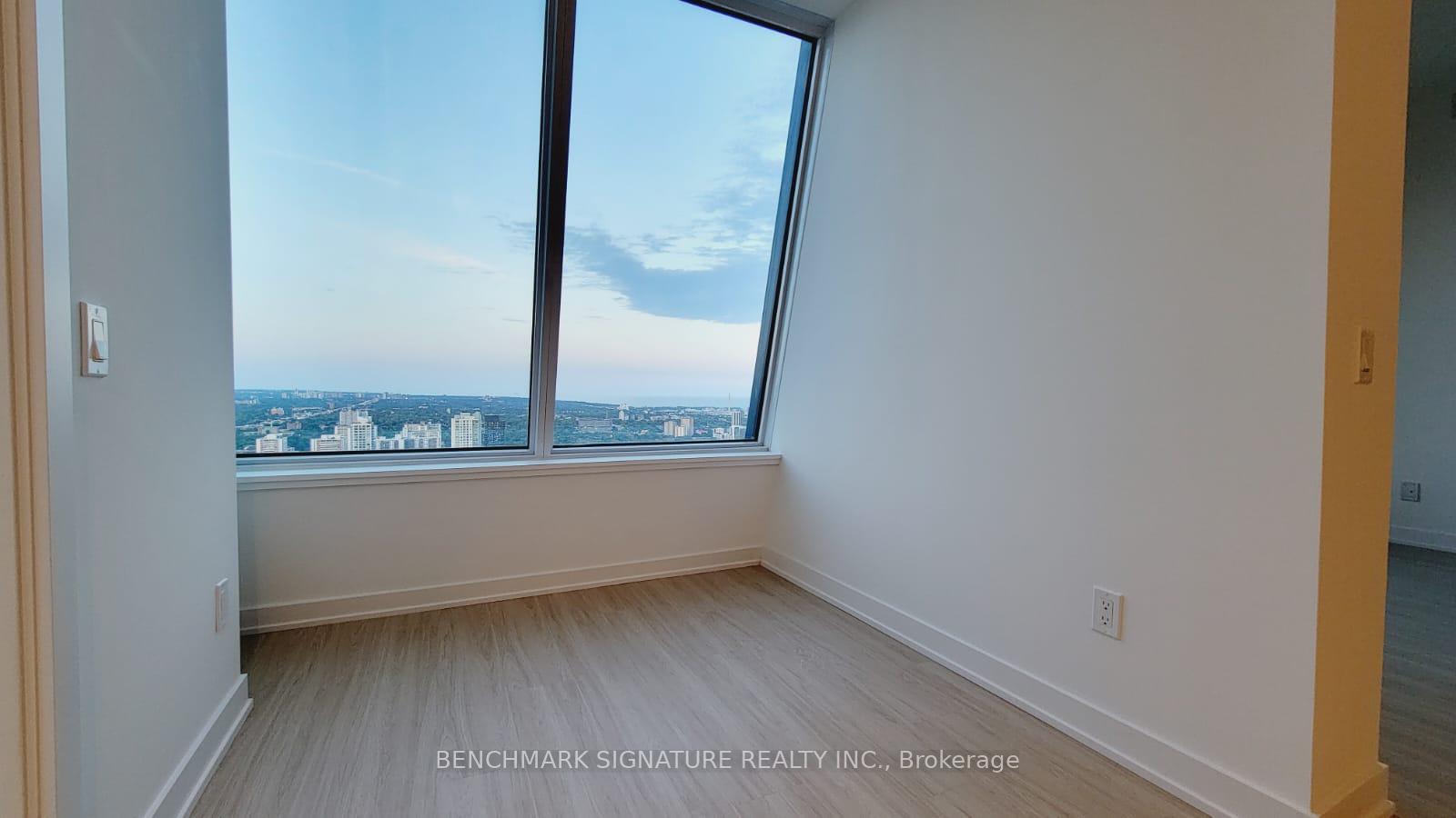 Photo 10 of Unit 6007, 8 Wellesley Street W, Toronto, Bay Street Corridor — HOMEH