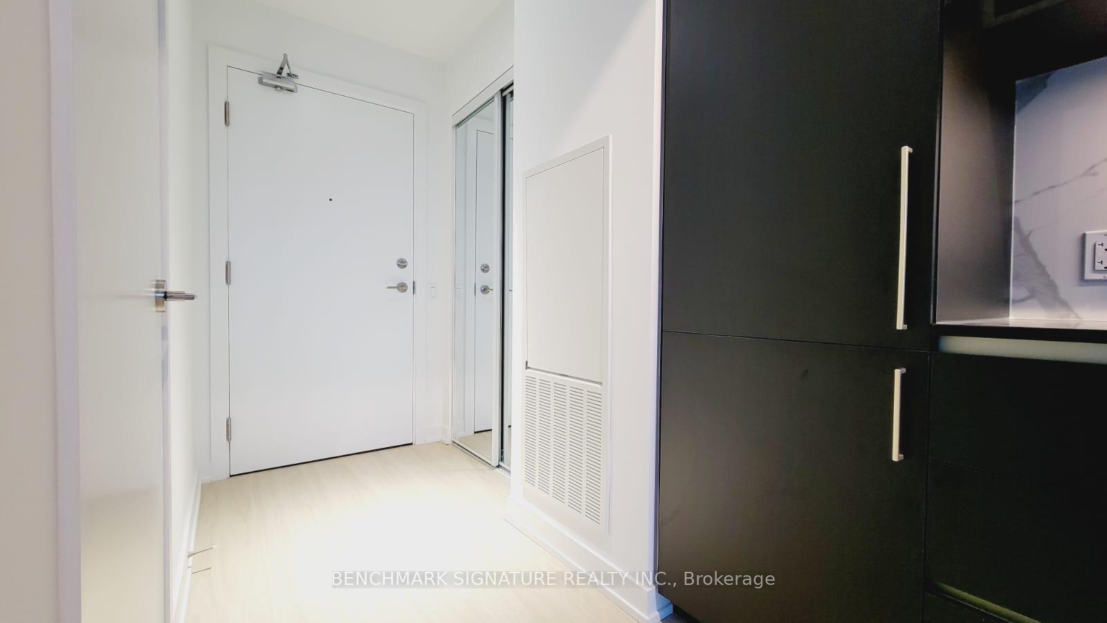 Photo 13 of Unit 6007, 8 Wellesley Street W, Toronto, Bay Street Corridor — HOMEH