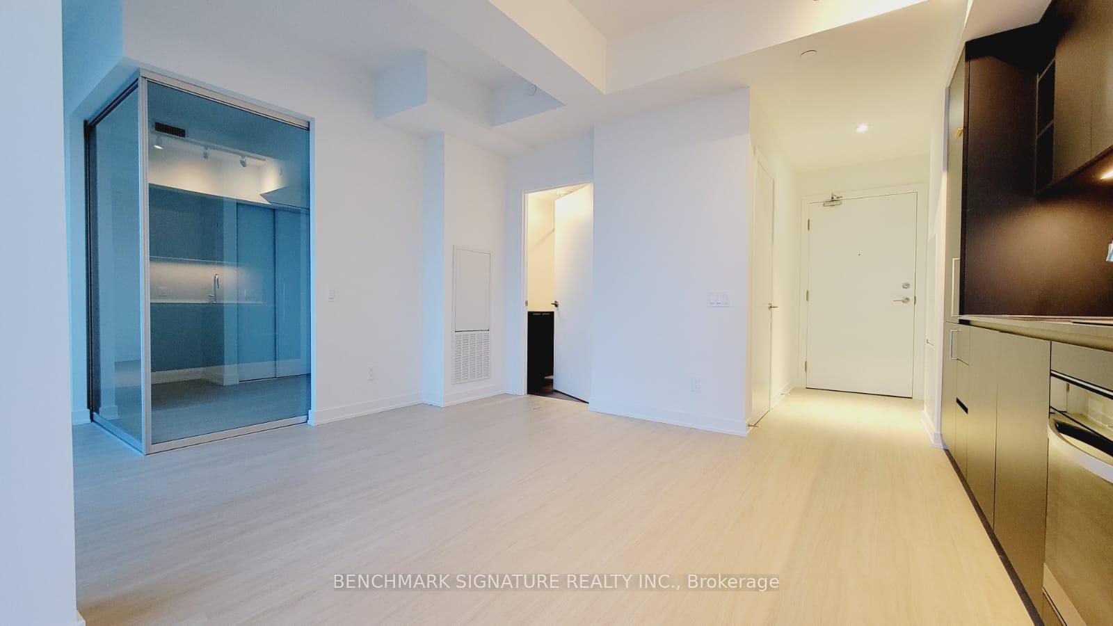 Photo 14 of Unit 6007, 8 Wellesley Street W, Toronto, Bay Street Corridor — HOMEH