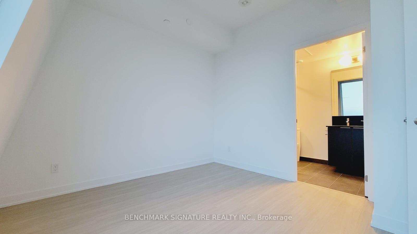 Photo 18 of Unit 6007, 8 Wellesley Street W, Toronto, Bay Street Corridor — HOMEH