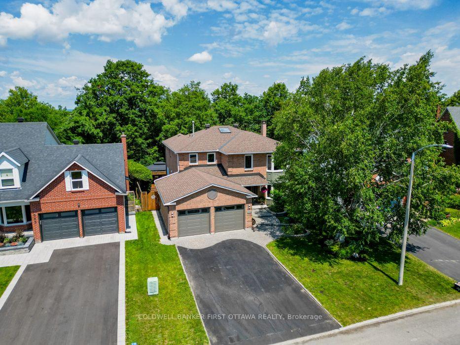 Photo 4 of 605 Brookridge Crescent, Ottawa, Fallingbrook/Ridgemount — HOMEH