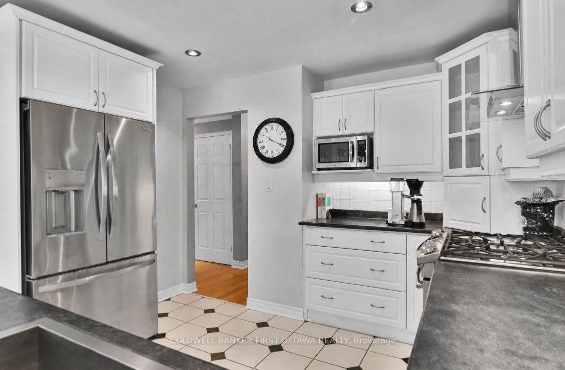 Photo 12 of 605 Brookridge Crescent, Ottawa, Fallingbrook/Ridgemount — HOMEH