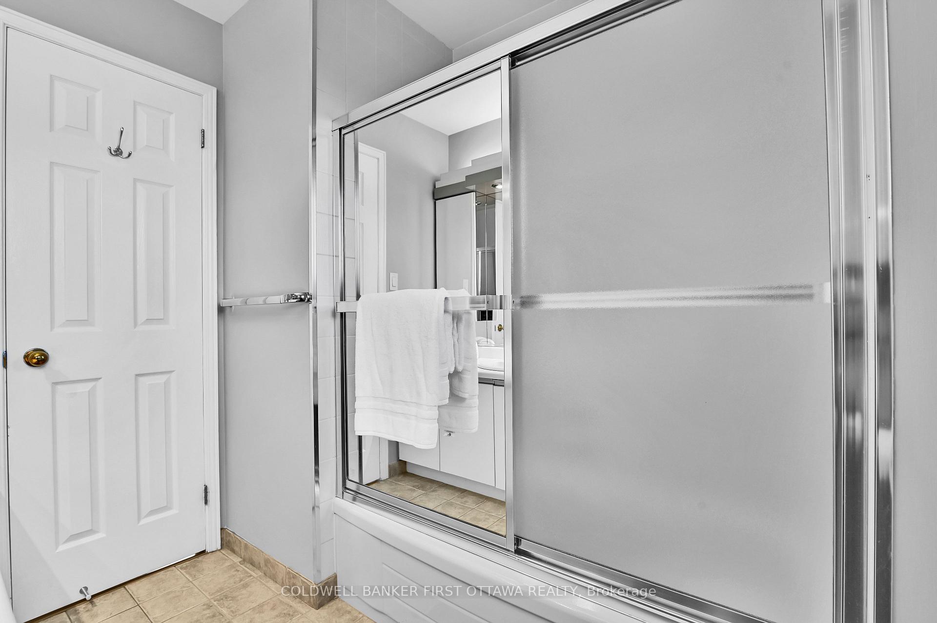 Photo 36 of 605 Brookridge Crescent, Ottawa, Fallingbrook/Ridgemount — HOMEH