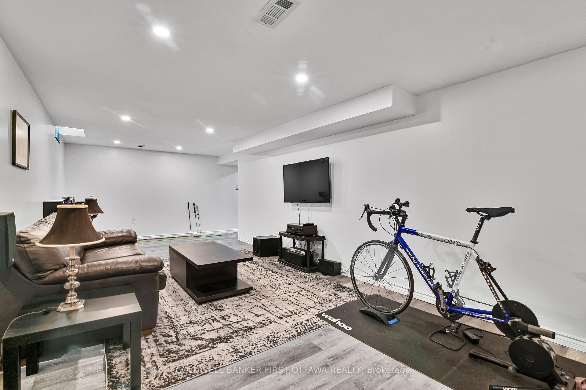Photo 39 of 605 Brookridge Crescent, Ottawa, Fallingbrook/Ridgemount — HOMEH